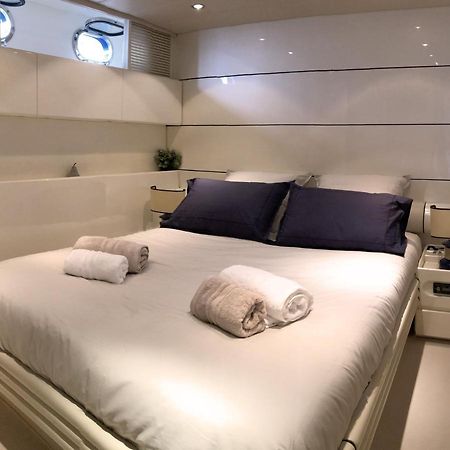 Home Sweet Boat - Chambres D'Hotes Empuriabrava Exterior foto
