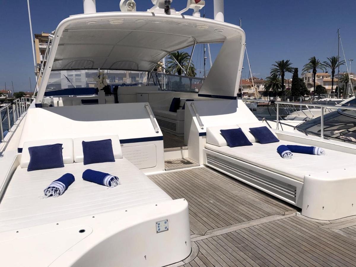 Home Sweet Boat - Chambres D'Hotes Empuriabrava Exterior foto